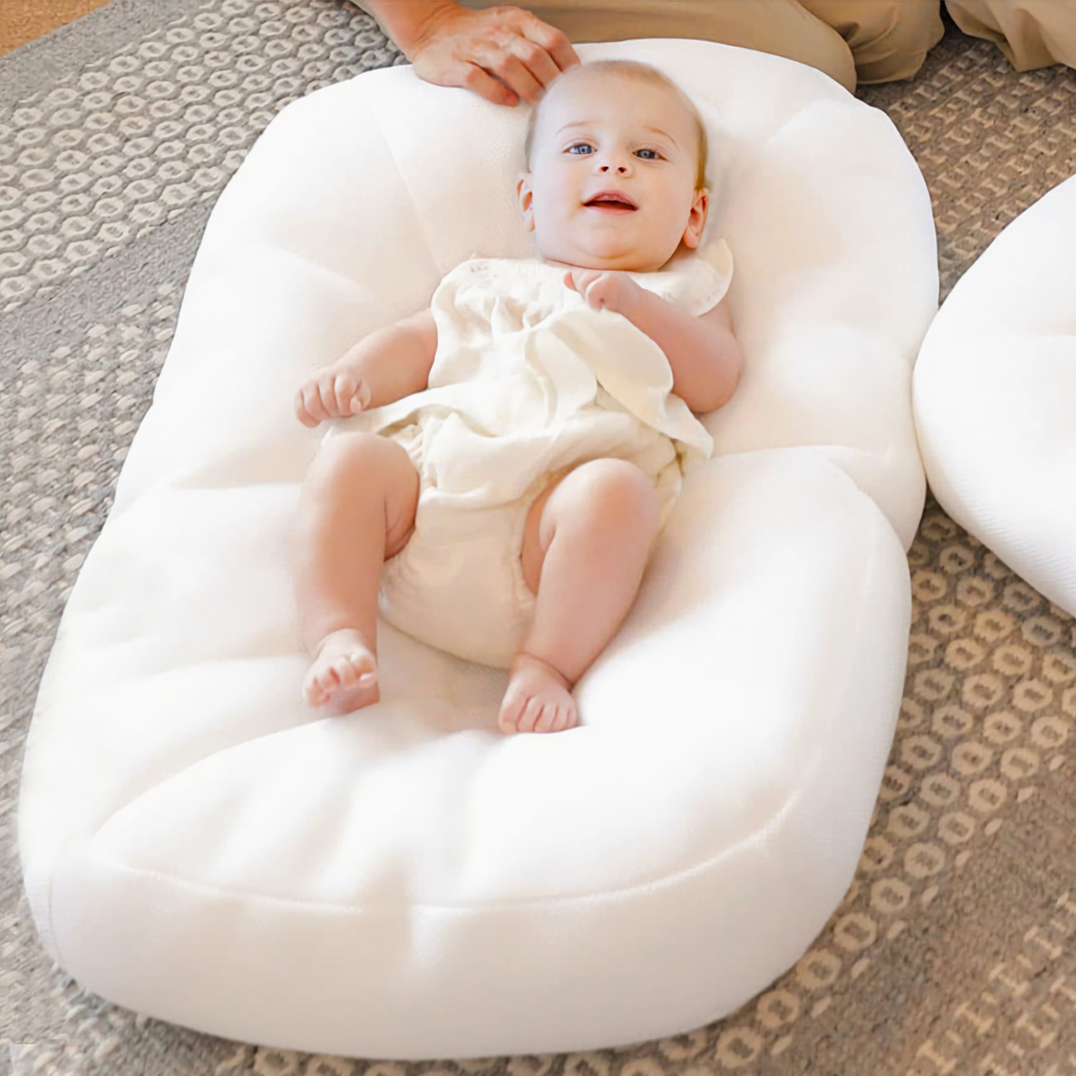 Baby Curve Crib Mesh C-shaped Bionic Lounger Bed Nest